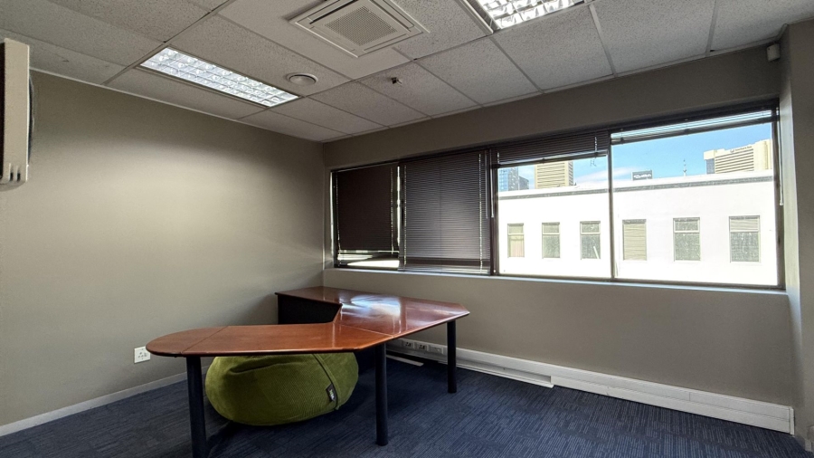 To Let Commercial Property for Rent in De Waterkant Western Cape